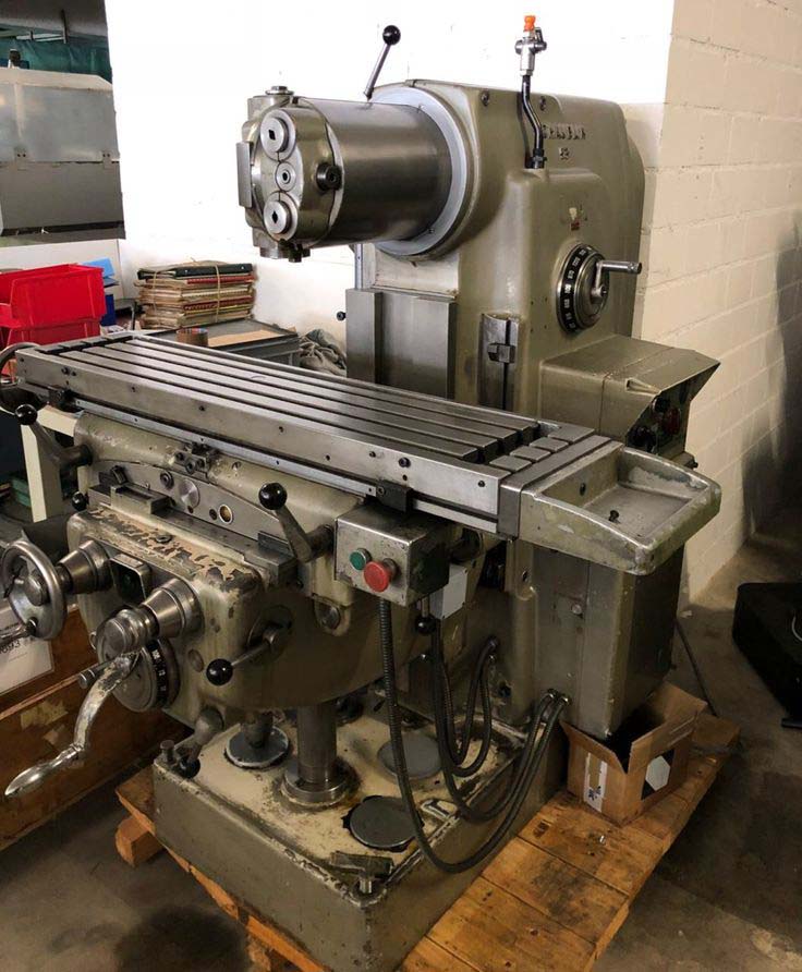 Фото фрезерного універсального верстата Schaublin 53